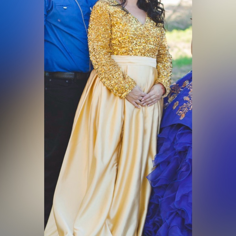 Elegant V Neck Sequin Satin Evening Gown Long Sleeve - Picture 2 of 7